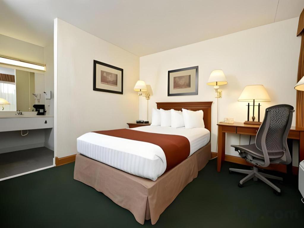 Best Western Inn Goshen Exterior photo