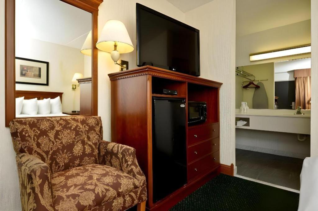 Best Western Inn Goshen Exterior photo